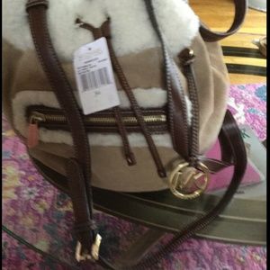 Michael Kors Lg. Drawstring Shearling Benbrooke